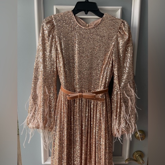 Formal dress - Picture 7 of 10